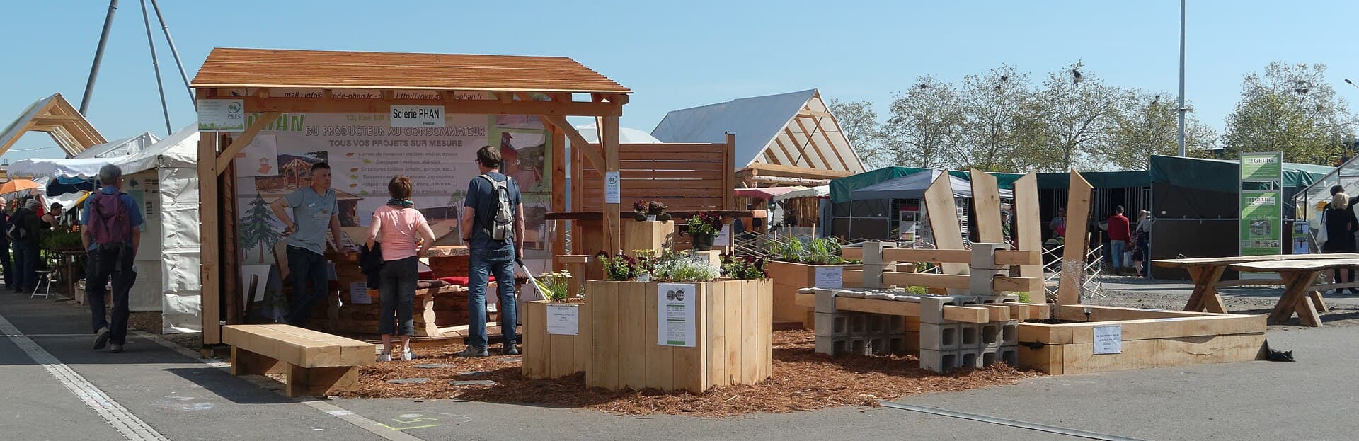 Stands d'exposants lors d'une foire à Colmar