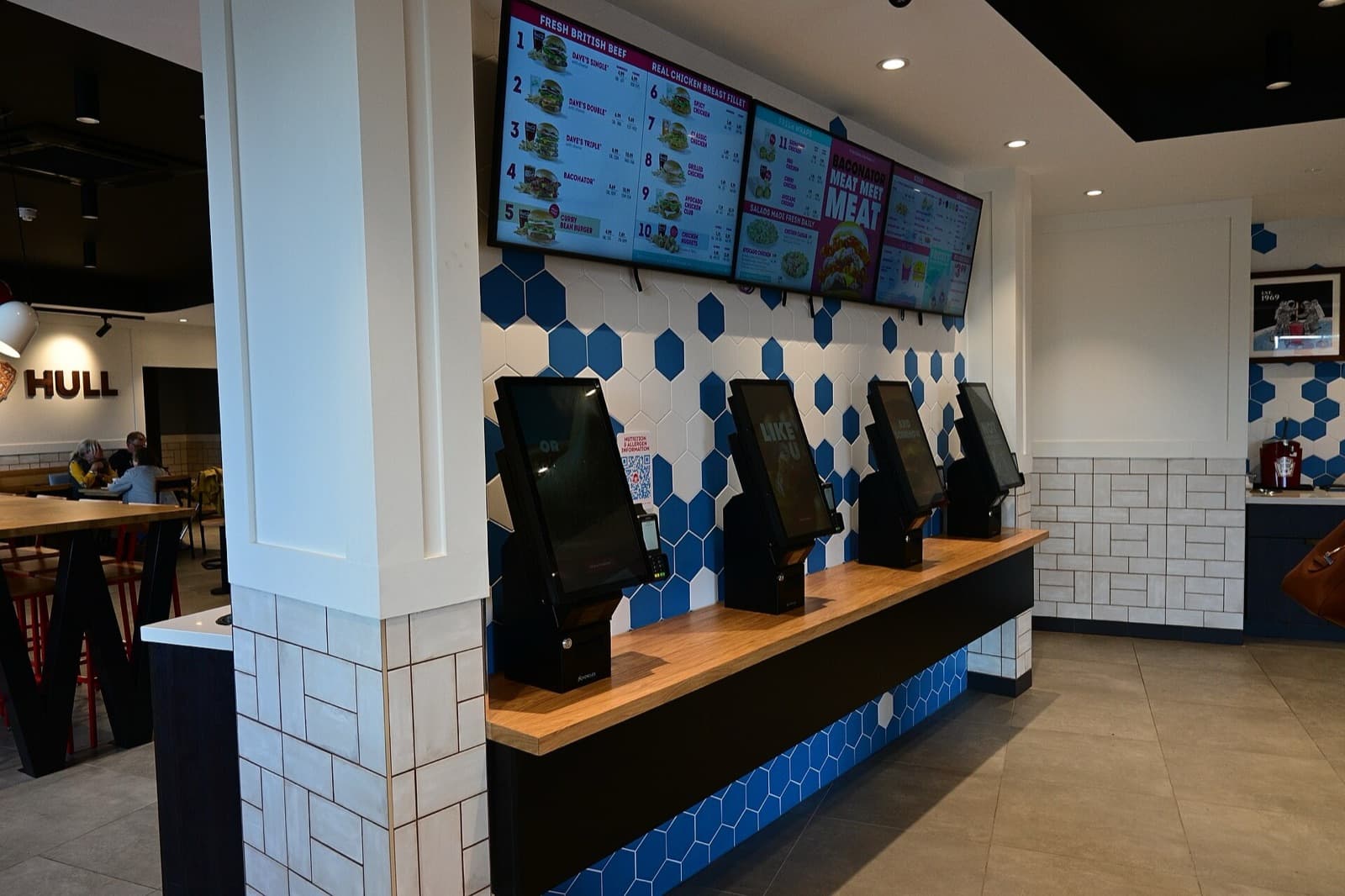 Bornes de commande digitales dans un restaurant
