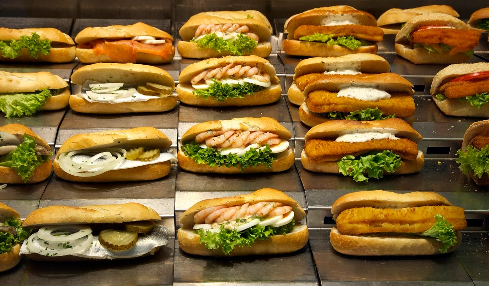 Vitrine de sandwichs garnis